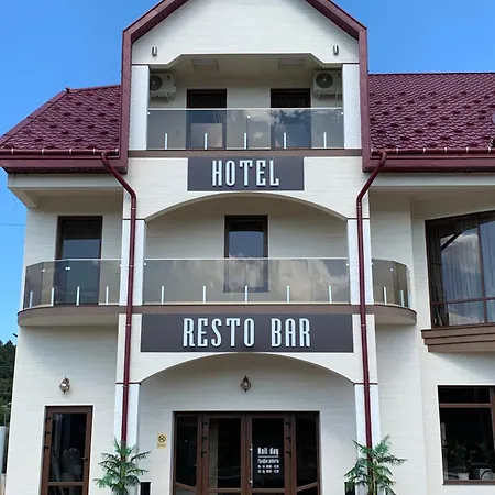 Holi Day Otel Solotvyno
